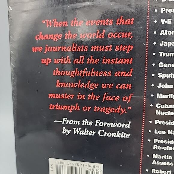 We Interrupt This Broadcast Relive the Events That Stopped Our Live & 2 CDs HC - Picture 4 of 16